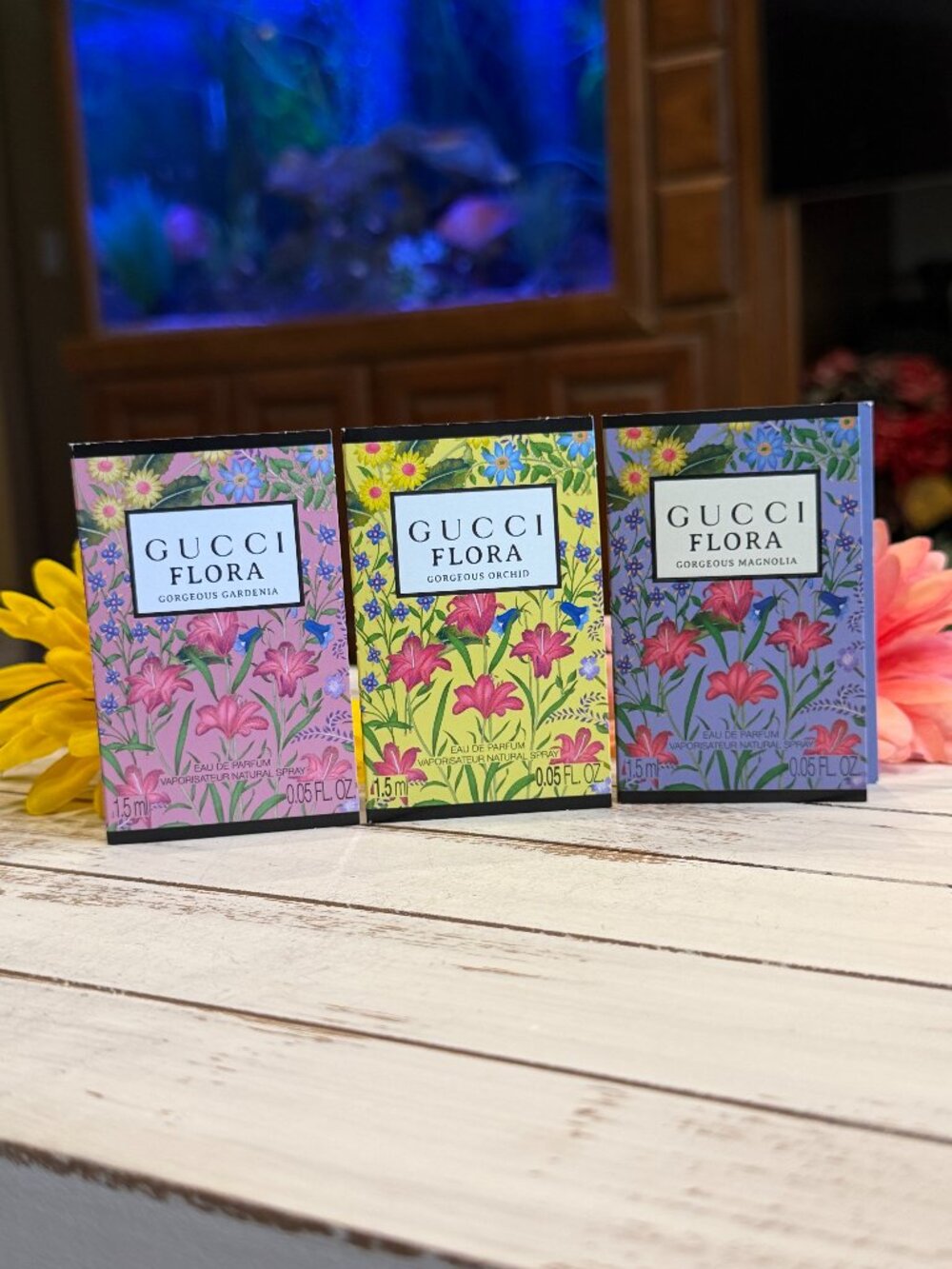Gucci Flora Set Gorgeous Orchid, Gardenia & Magnolia Sample Spray Card 1.5 ml